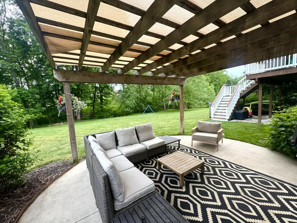 3086 Blairwood Georgetown Charter Township MI 49428