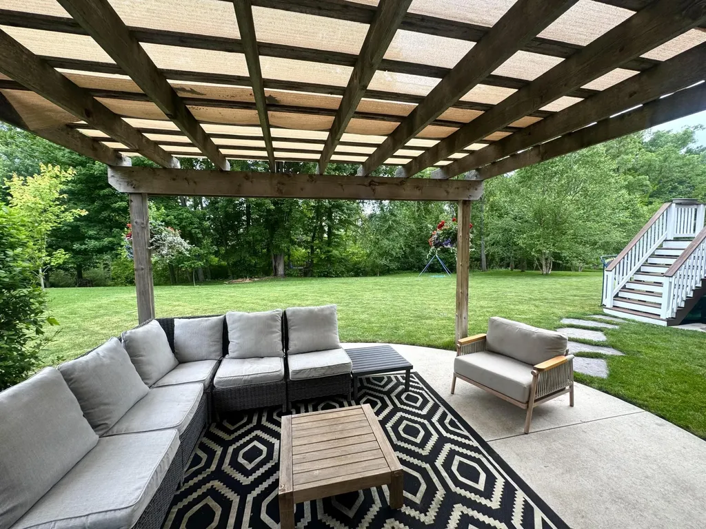 3086 Blairwood Georgetown Charter Township MI 49428