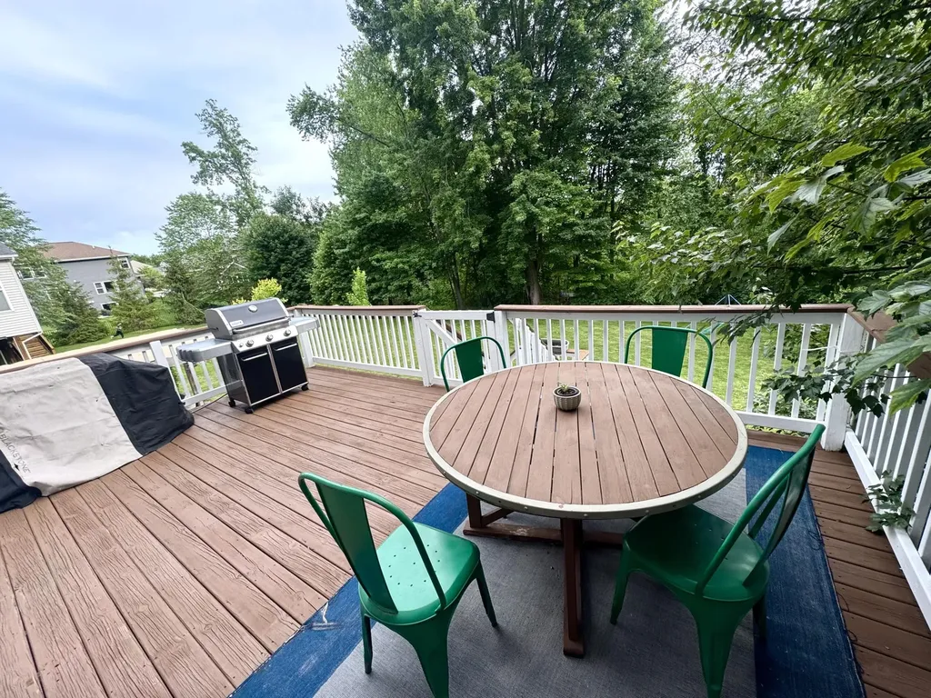 3086 Blairwood Georgetown Charter Township MI 49428