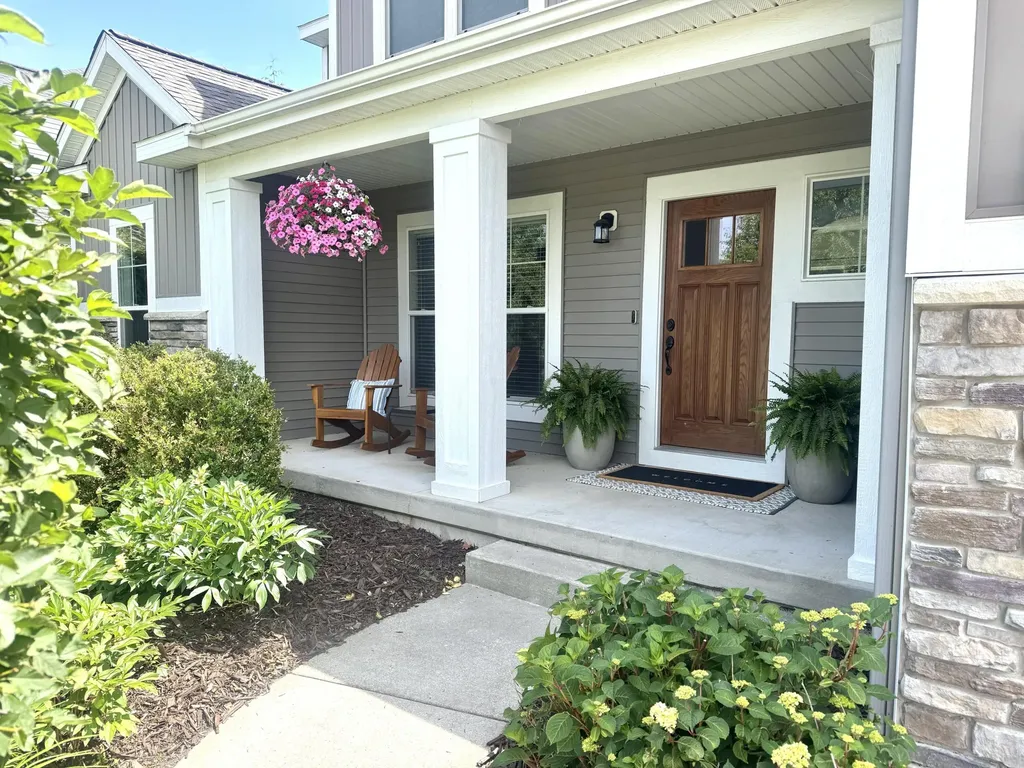 3086 Blairwood Georgetown Charter Township MI 49428