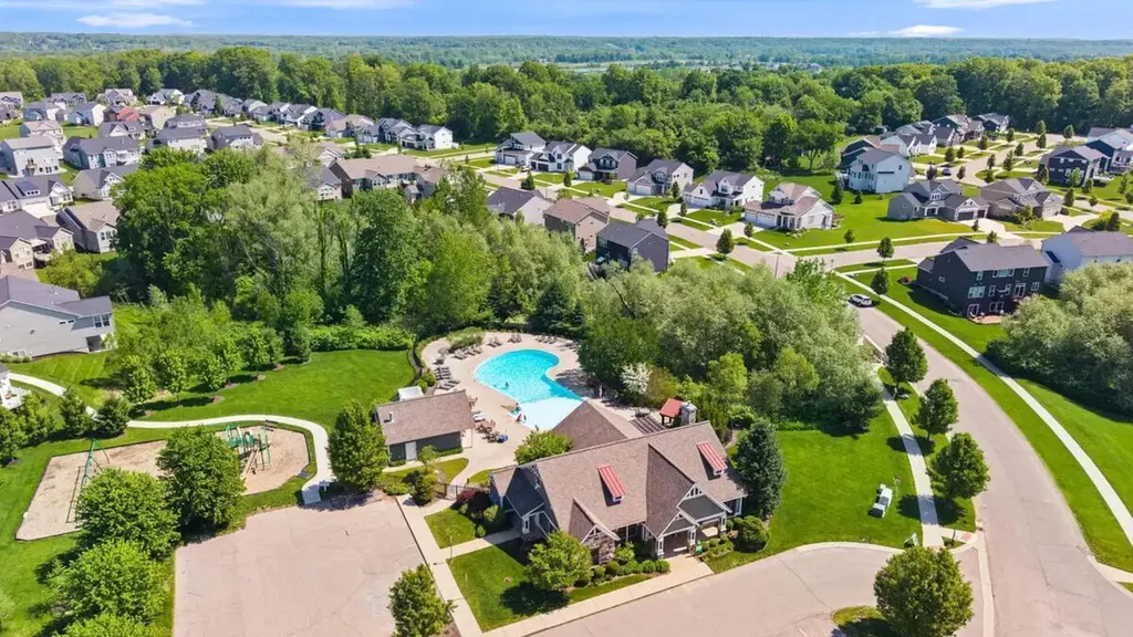 3086 Blairwood Georgetown Charter Township MI 49428