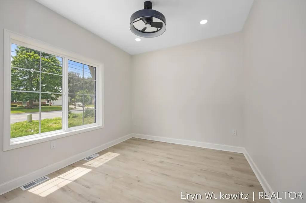 409 6 Mile Road NW Alpine Township MI 49321