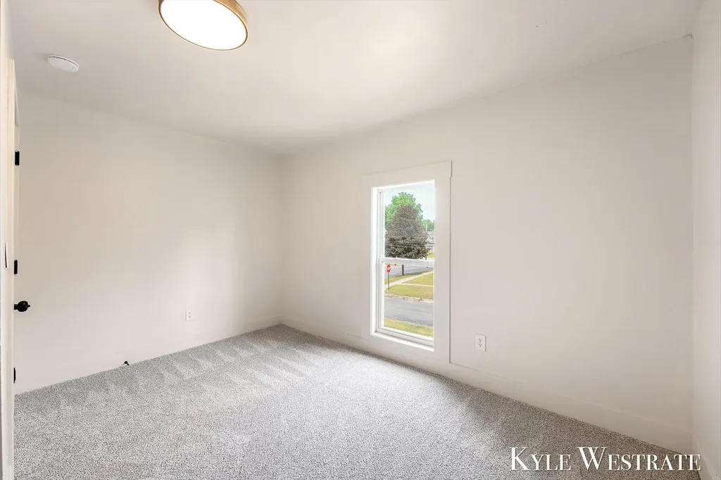 301 W Montcalm Street Greenville City MI 48838