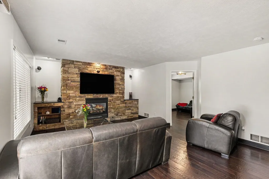 6630 Cannon Farms Drive NE Cannon Township MI 49341