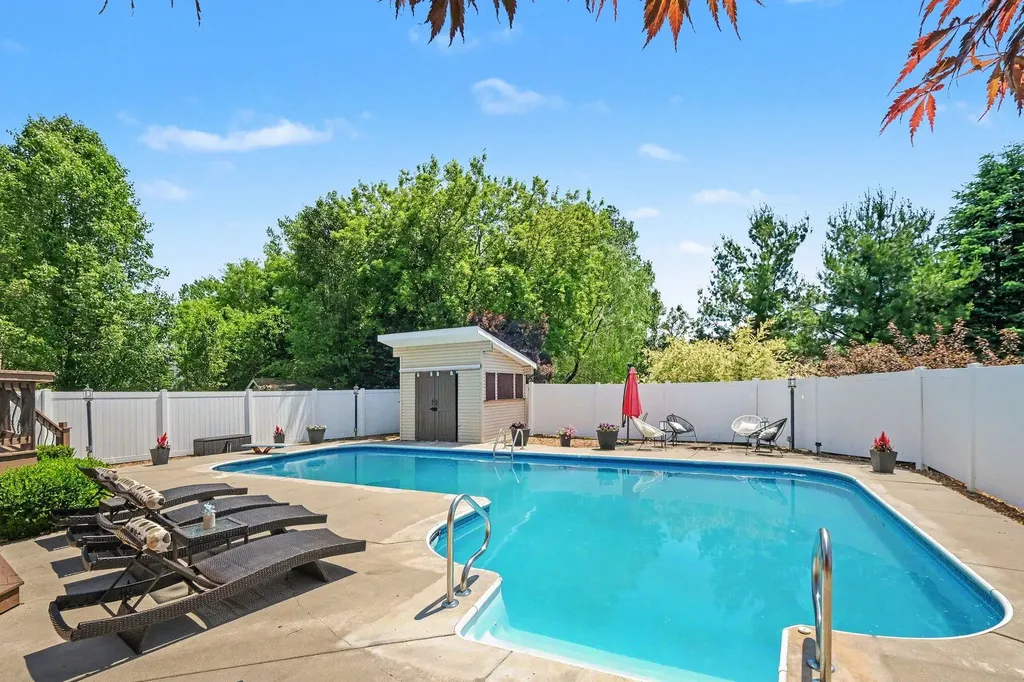 6630 Cannon Farms Drive NE Cannon Township MI 49341