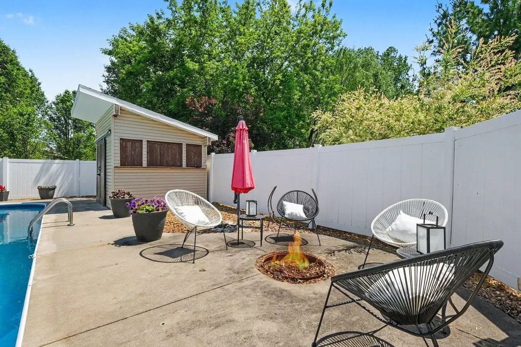 6630 Cannon Farms Drive NE Cannon Township MI 49341