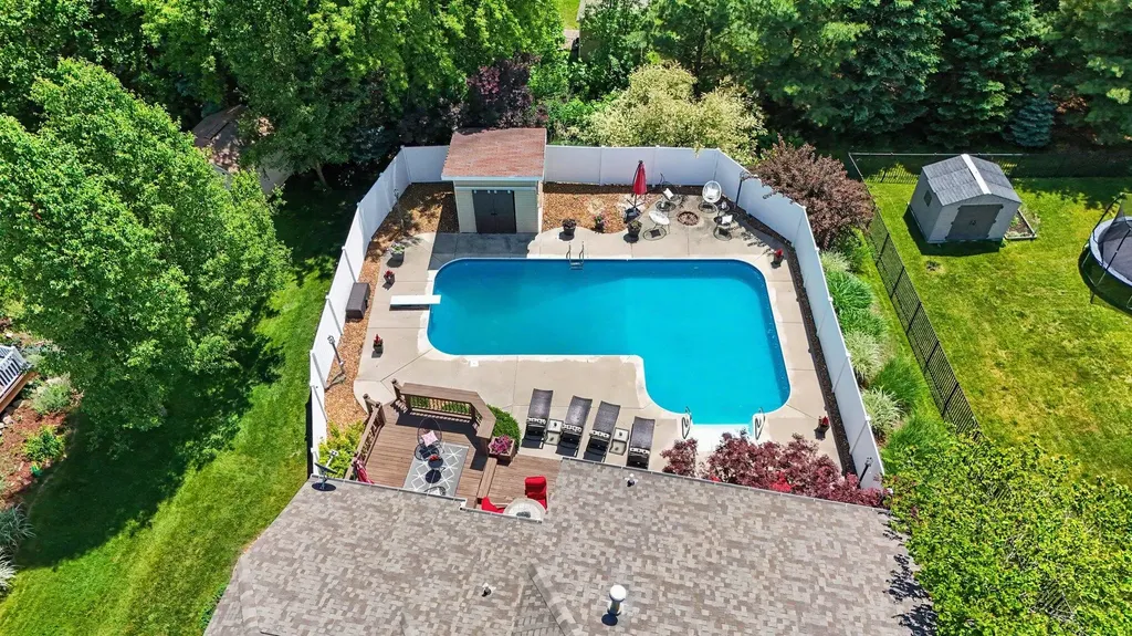 6630 Cannon Farms Drive NE Cannon Township MI 49341