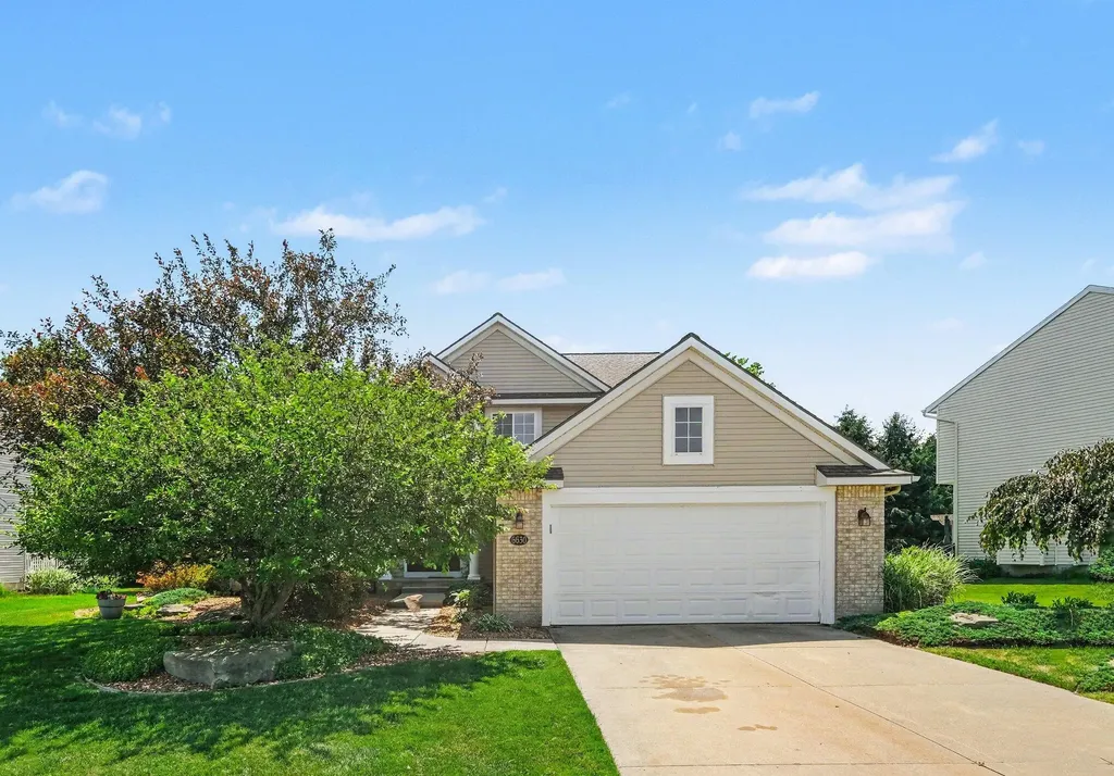 6630 Cannon Farms Drive NE Cannon Township MI 49341