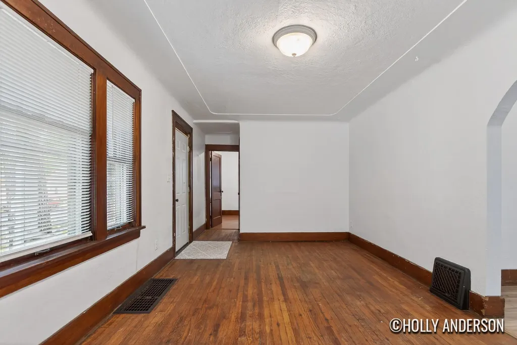 3012 9th Street Muskegon Heights City MI 49444