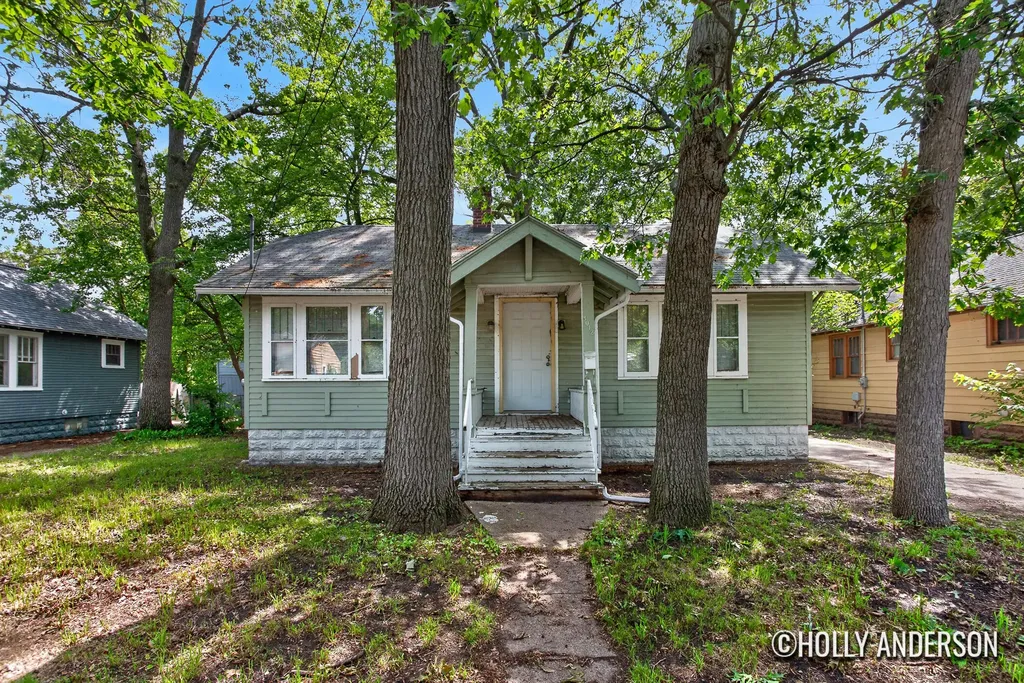 3012 9th Street Muskegon Heights City MI 49444