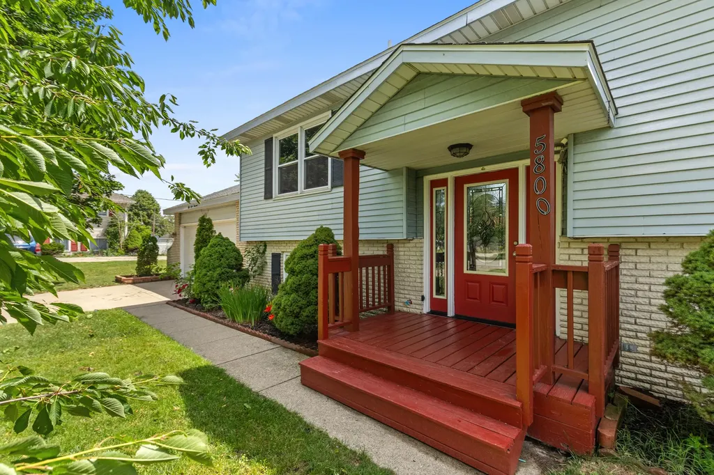 5800 Eastern Avenue SE Kentwood City MI 49508