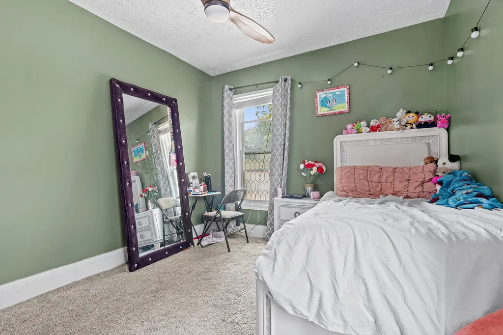 348 Burton Street SW Grand Rapids City MI 49507