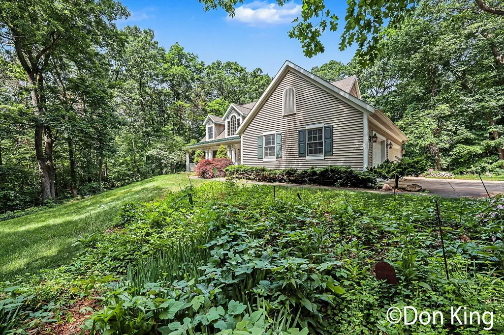 5395 Double Eagle Drive NE Plainfield Charter Township MI 49321
