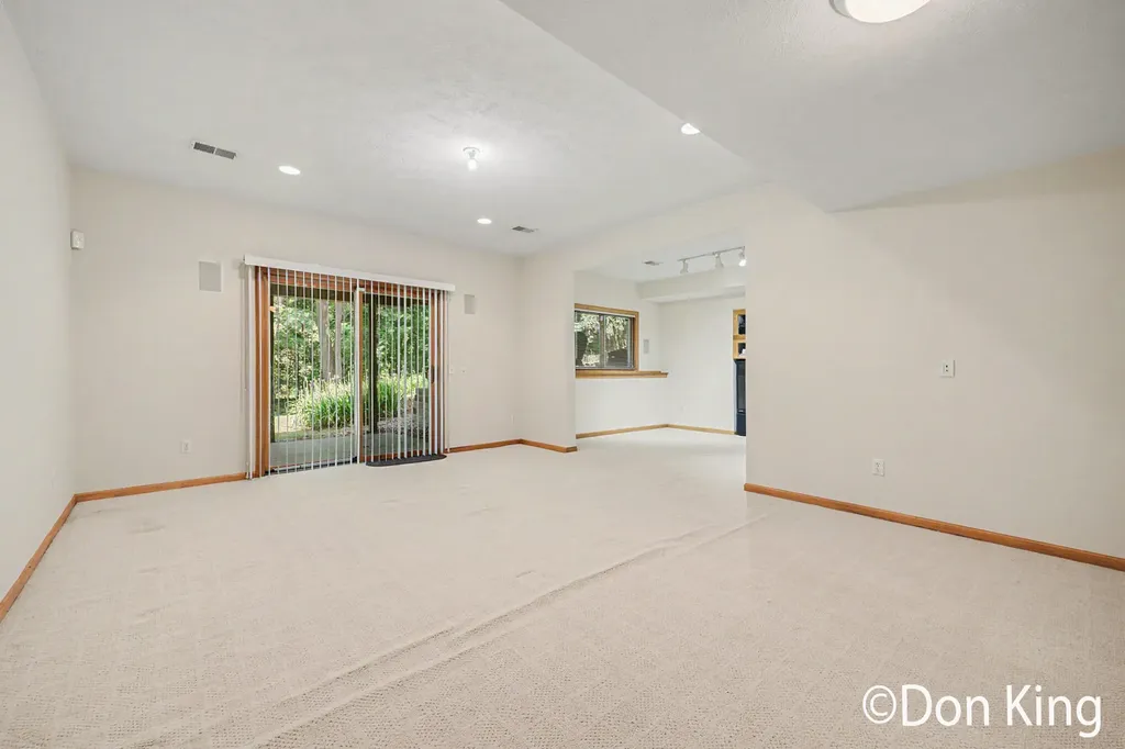 5395 Double Eagle Drive NE Plainfield Charter Township MI 49321