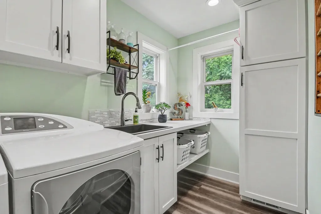 7214 Sundale Drive SE Gaines Charter Township MI 49548