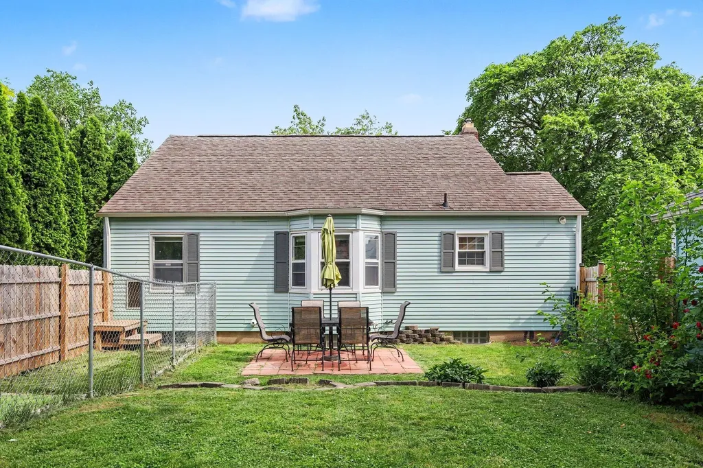 1855 Philadelphia Avenue SE Grand Rapids City MI 49507