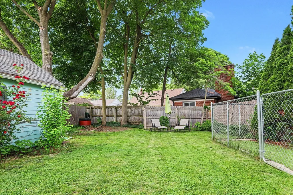 1855 Philadelphia Avenue SE Grand Rapids City MI 49507