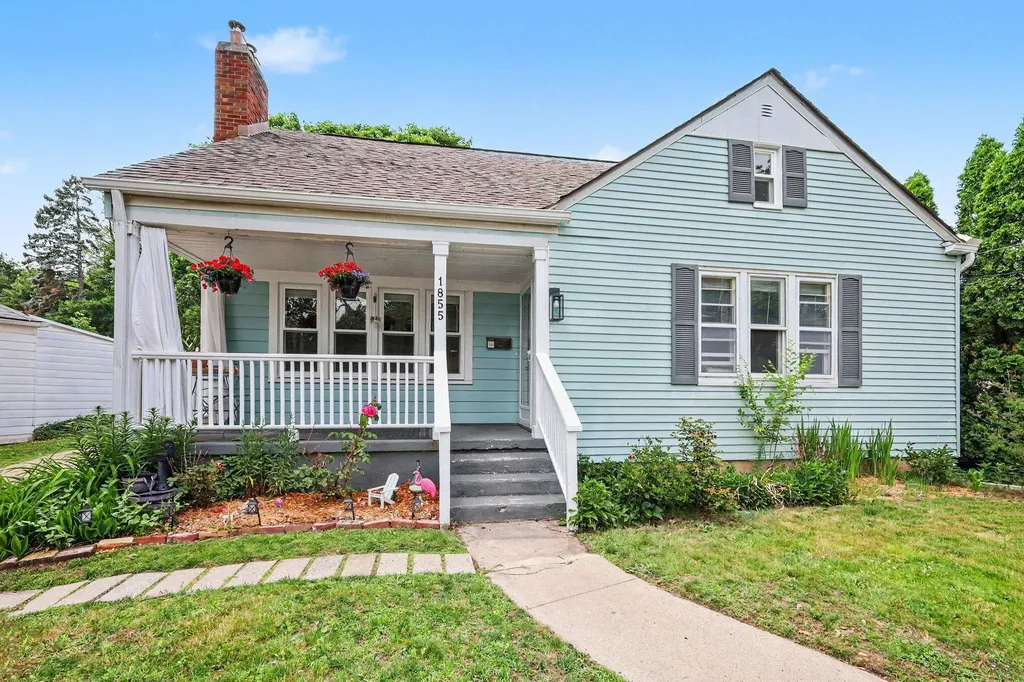 1855 Philadelphia Avenue SE Grand Rapids City MI 49507
