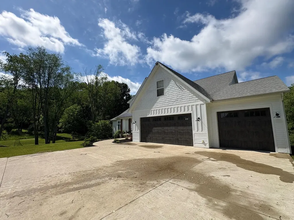 7654 Burrstone Drive SE Caledonia Township MI 49316
