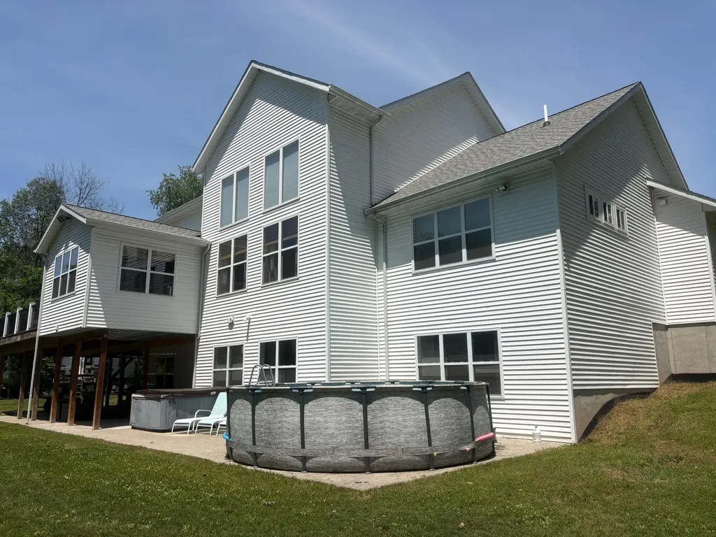 7654 Burrstone Drive SE Caledonia Township MI 49316