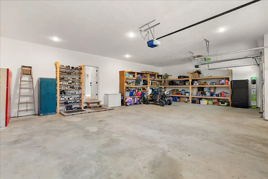 7654 Burrstone Drive SE Caledonia Township MI 49316