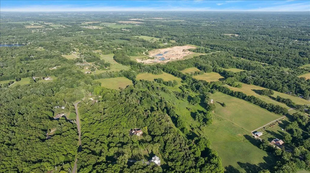 7654 Burrstone Drive SE Caledonia Township MI 49316
