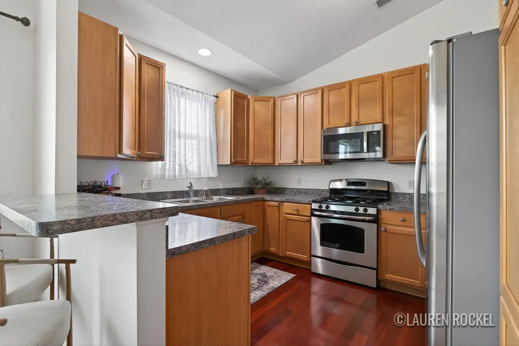 3401 Kings River Street SW Wyoming City MI 49418