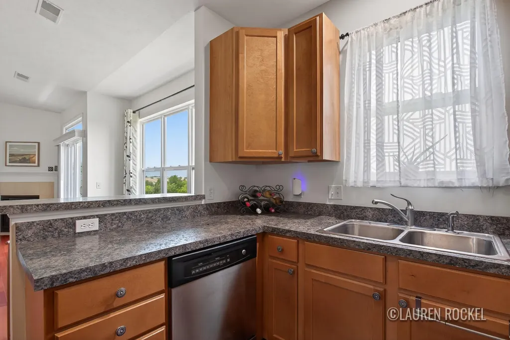 3401 Kings River Street SW Wyoming City MI 49418