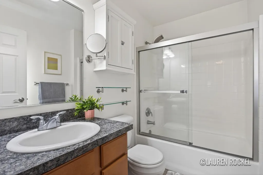 3401 Kings River Street SW Wyoming City MI 49418