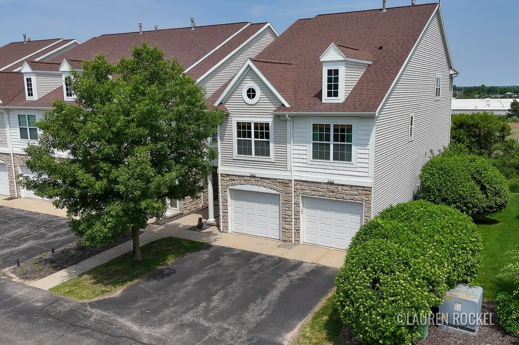 3401 Kings River Street SW Wyoming City MI 49418