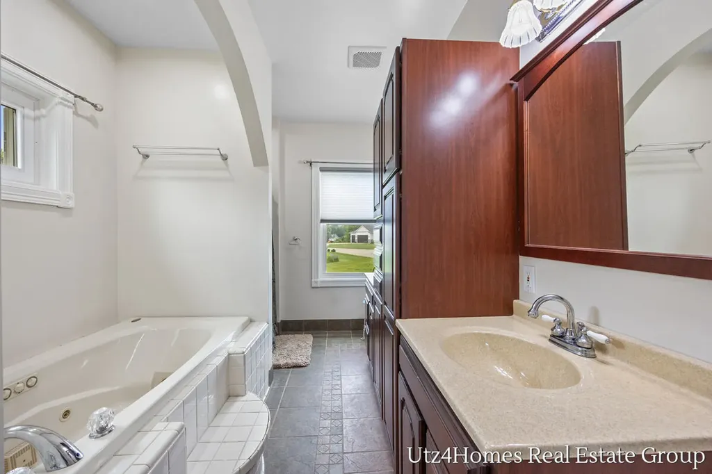 6625 Twin Springs Court NE Courtland Township MI 49341