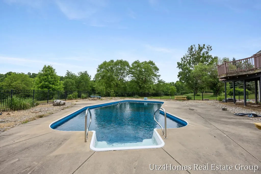 6625 Twin Springs Court NE Courtland Township MI 49341