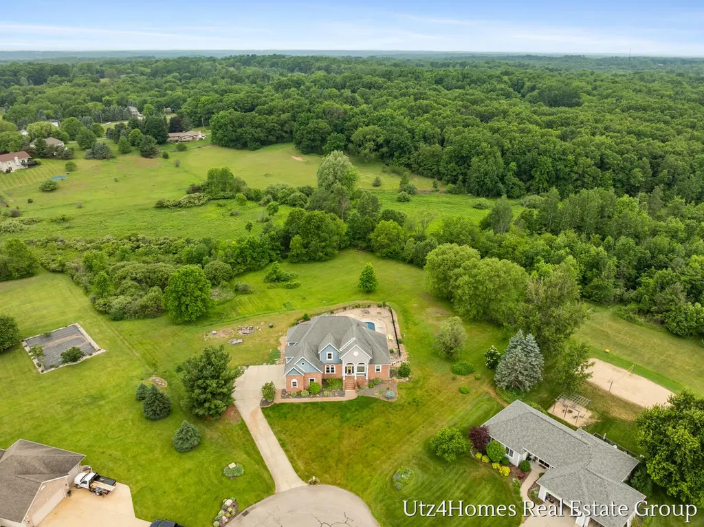 6625 Twin Springs Court NE Courtland Township MI 49341