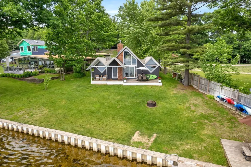 6501 Schmeid Road Belvidere Township MI 48850