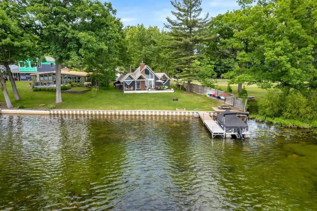 6501 Schmeid Road Belvidere Township MI 48850