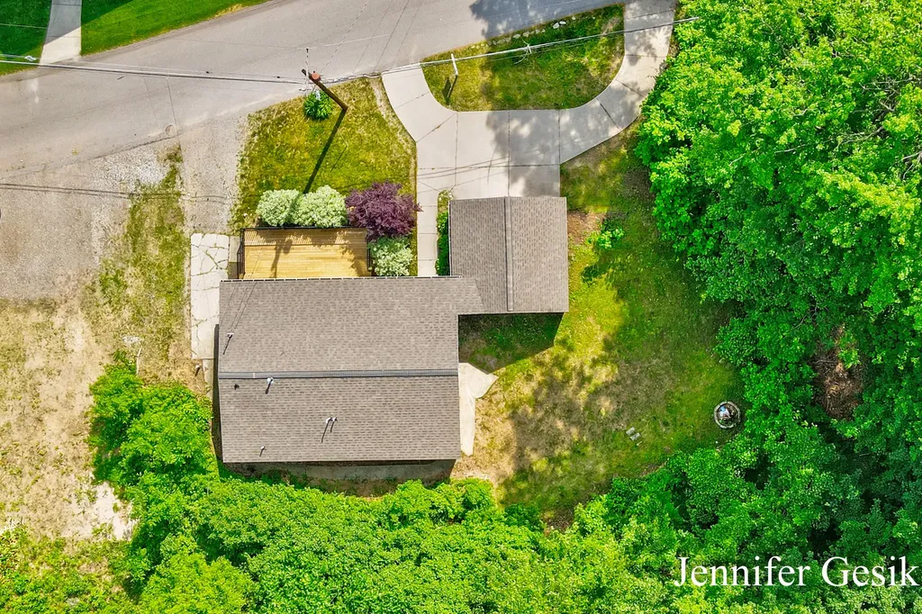 8735 Brower Lake Drive NE Courtland Township MI 49341