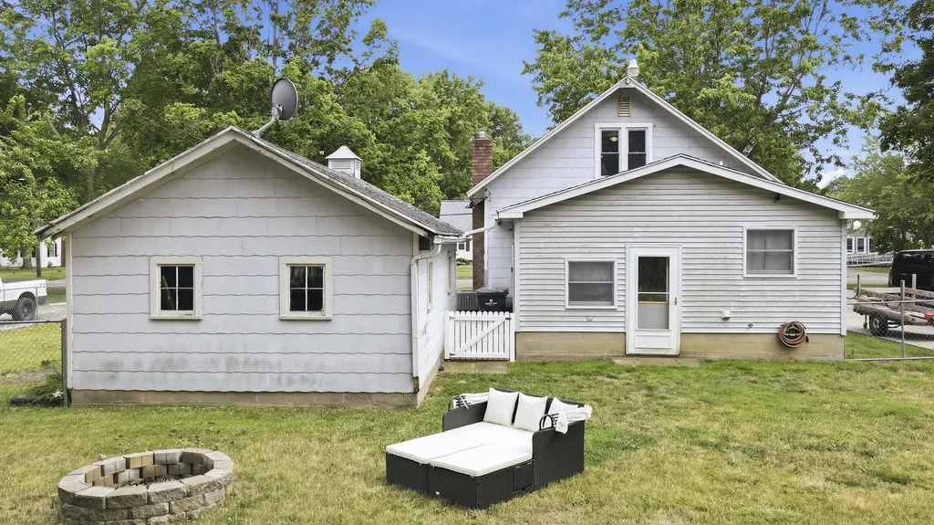 430 W Franklin Street Otsego City MI 49078