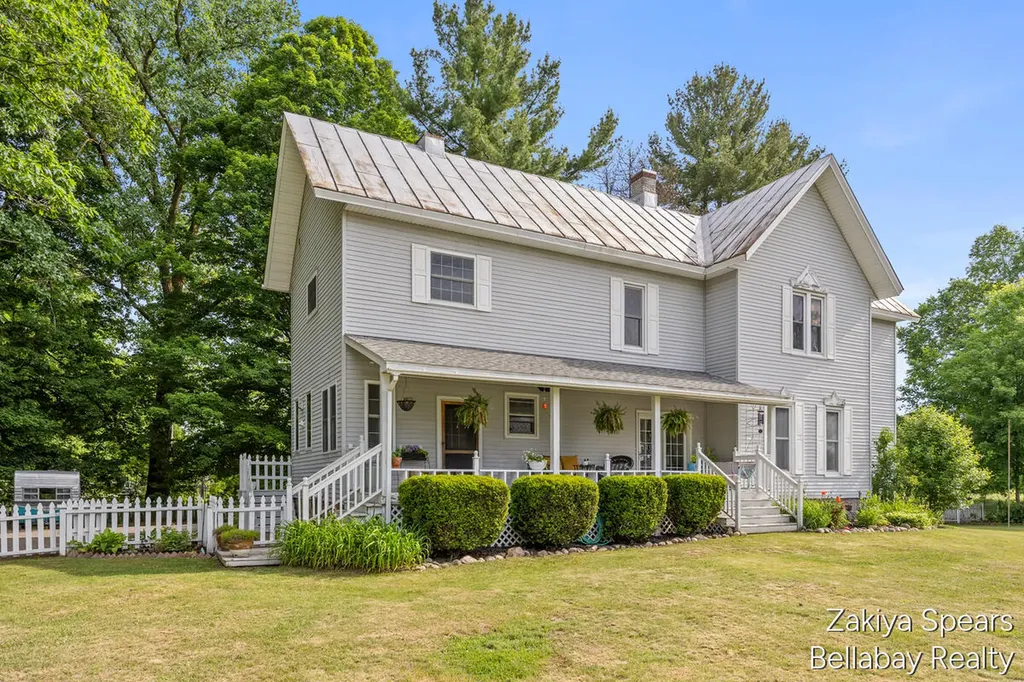 13543 Pine Lake Avenue NE Nelson Township MI 49319
