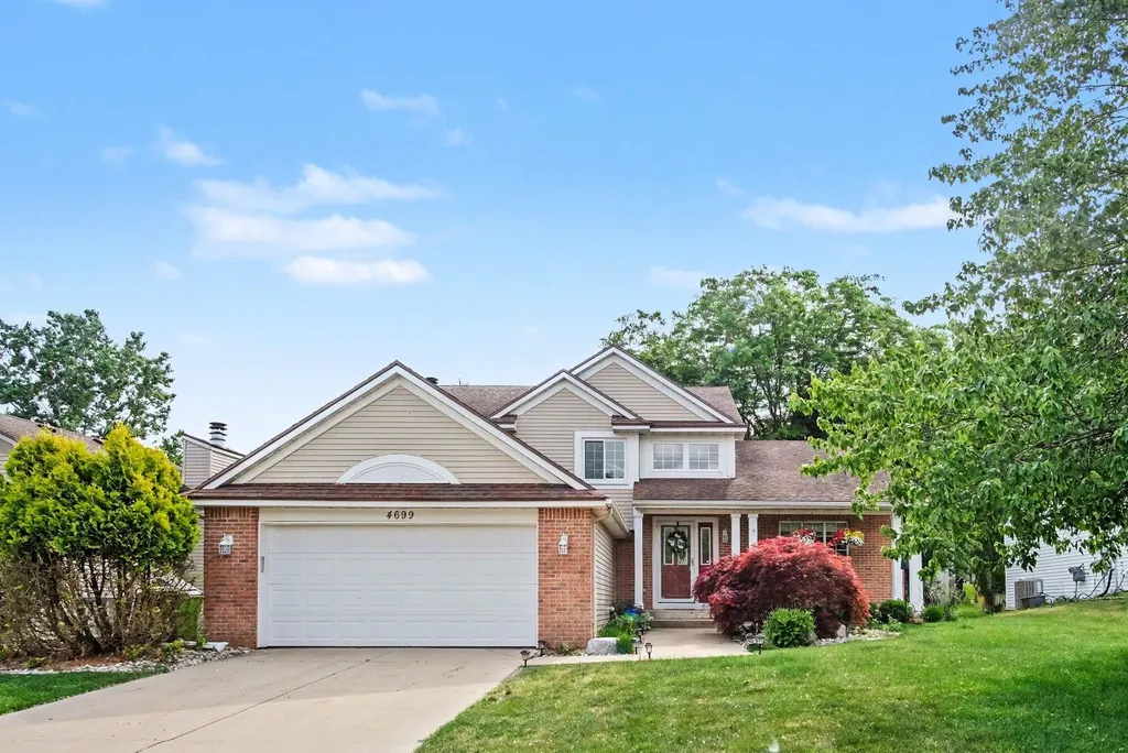 4699 Raintree Drive SE Kentwood City MI 49512