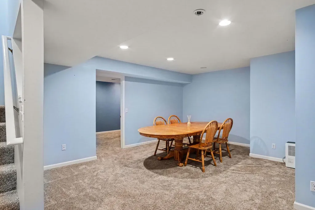 4699 Raintree Drive SE Kentwood City MI 49512