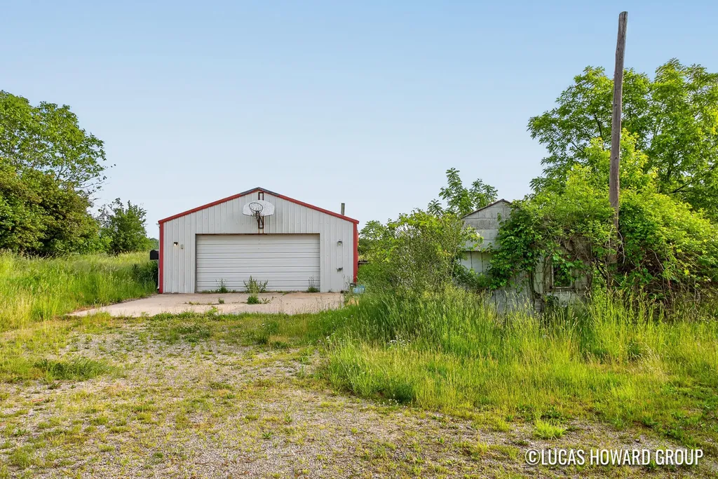 2221 W 68th Street Garfield Township MI 49337