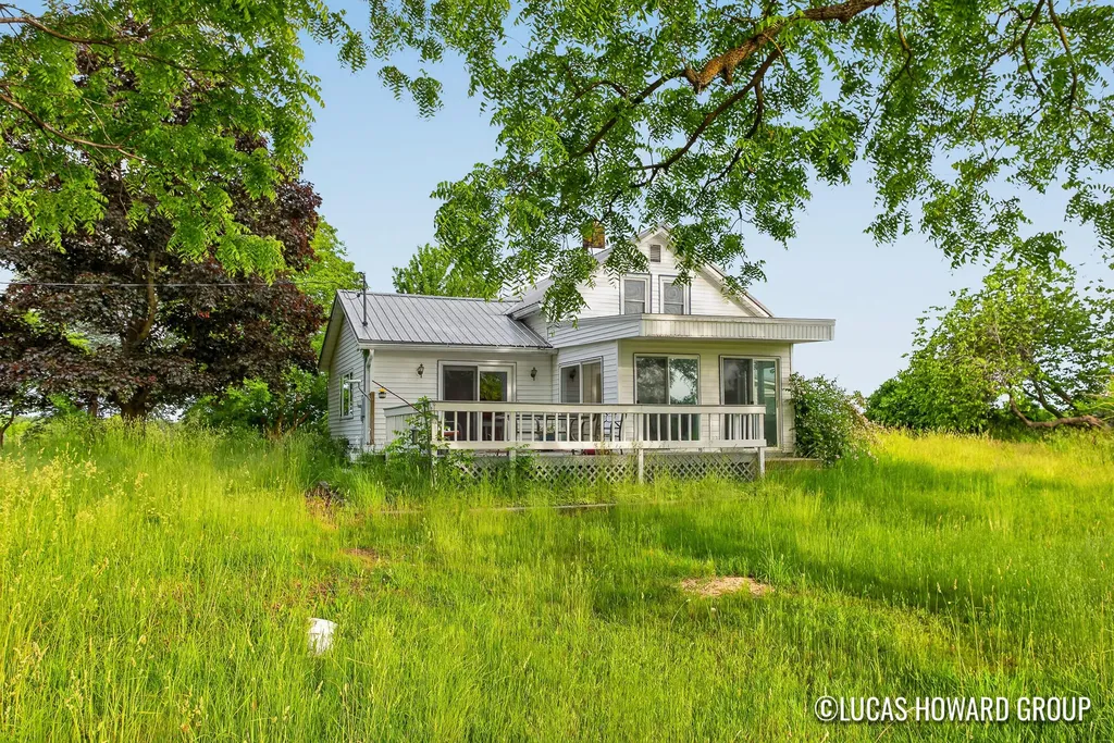 2221 W 68th Street Garfield Township MI 49337