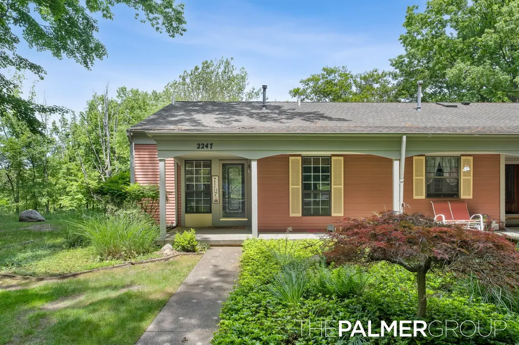 2247 Whisper Cove Drive SE Kentwood City MI 49508
