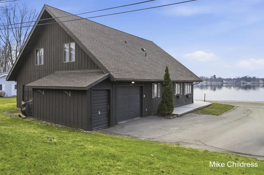 6390 Lakeshore Drive Boston Township MI 48881
