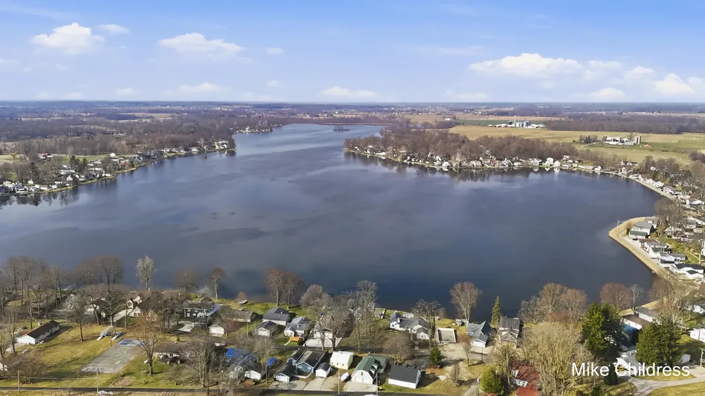 6390 Lakeshore Drive Boston Township MI 48881