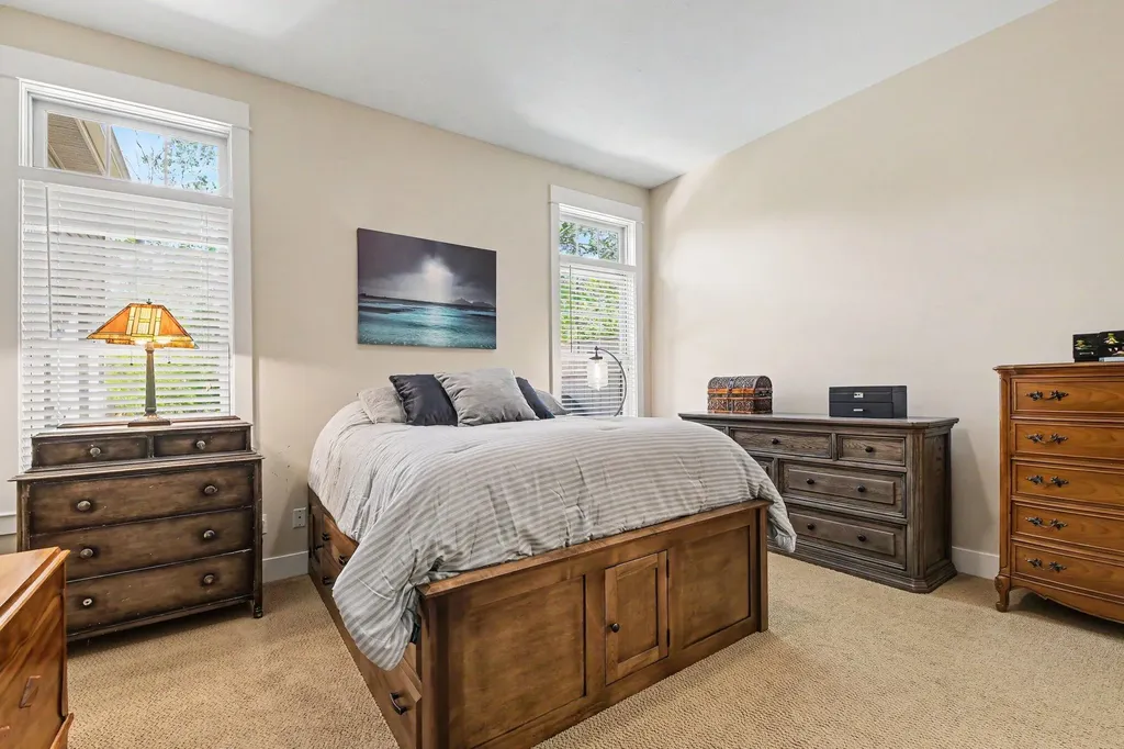 3255 Stormy Creek Drive SE Kentwood City MI 49512