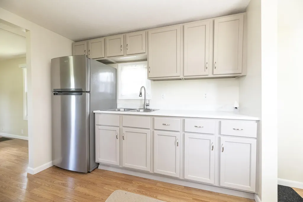 810 S Constantine Street Three Rivers City MI 49093