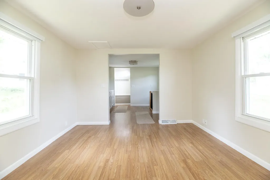 810 S Constantine Street Three Rivers City MI 49093