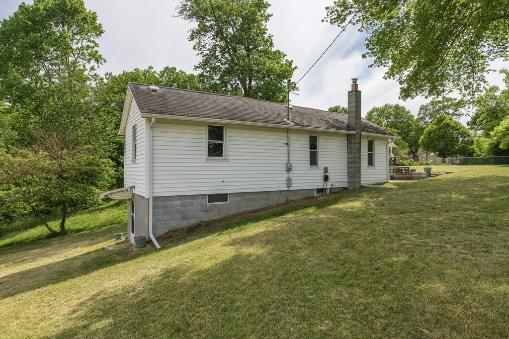 810 S Constantine Street Three Rivers City MI 49093