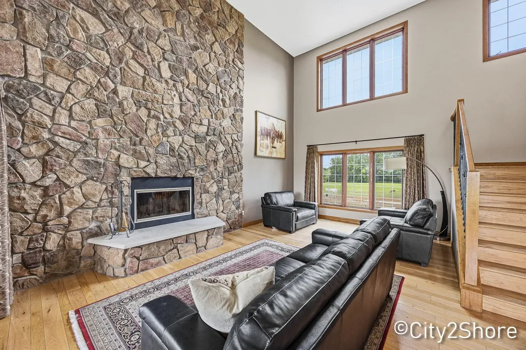 604 28th Avenue Jamestown Charter Township MI 49426